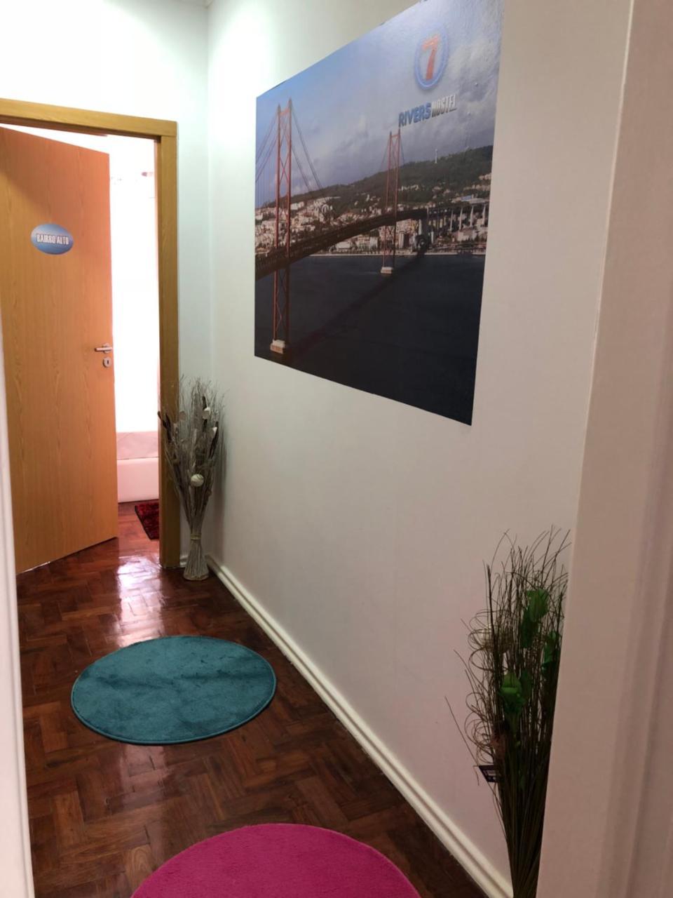 7 Rivers Hostel Lisboa Ngoại thất bức ảnh